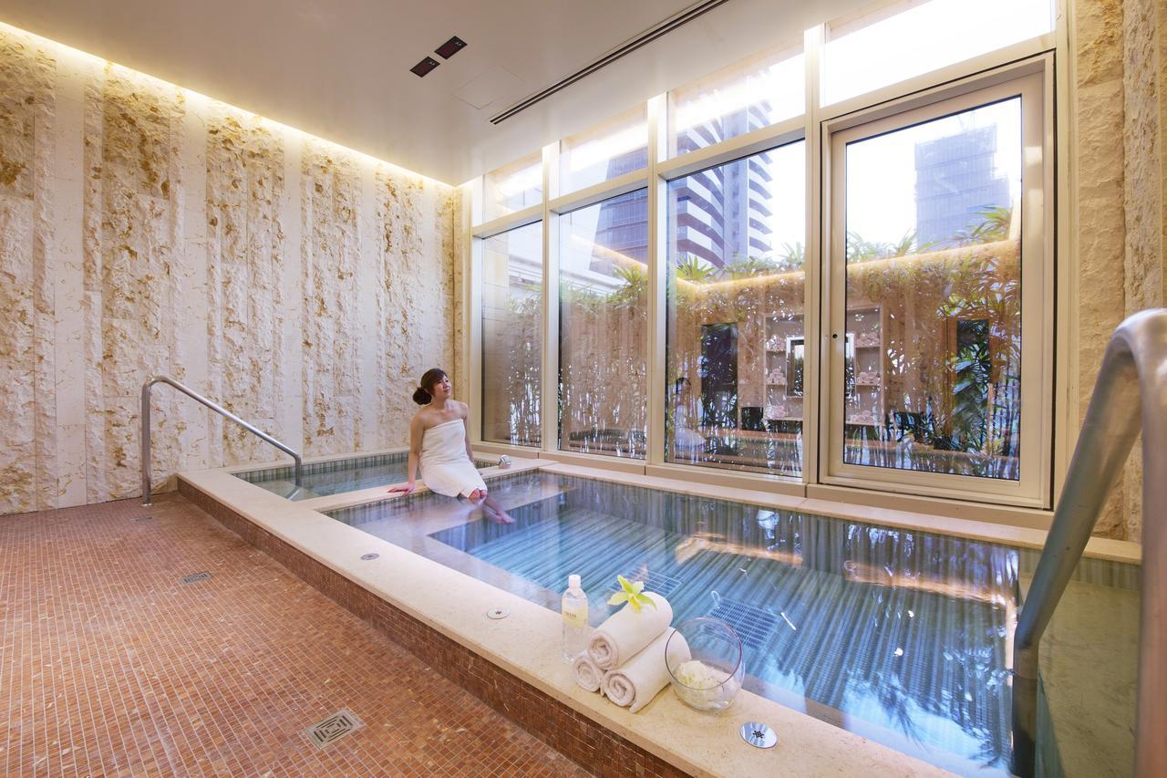 The Lin Hotel Тайчжун Екстер'єр фото A woman in a spa