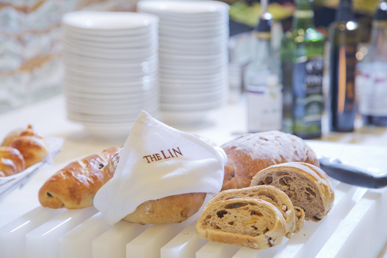 The Lin Hotel Тайчжун Екстер'єр фото Bread at The LIN