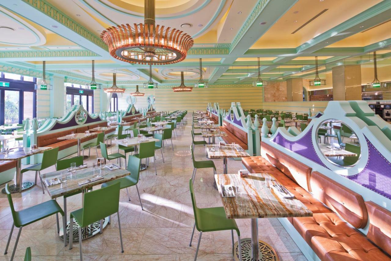 The Lin Hotel Тайчжун Екстер'єр фото The interior of the restaurant
